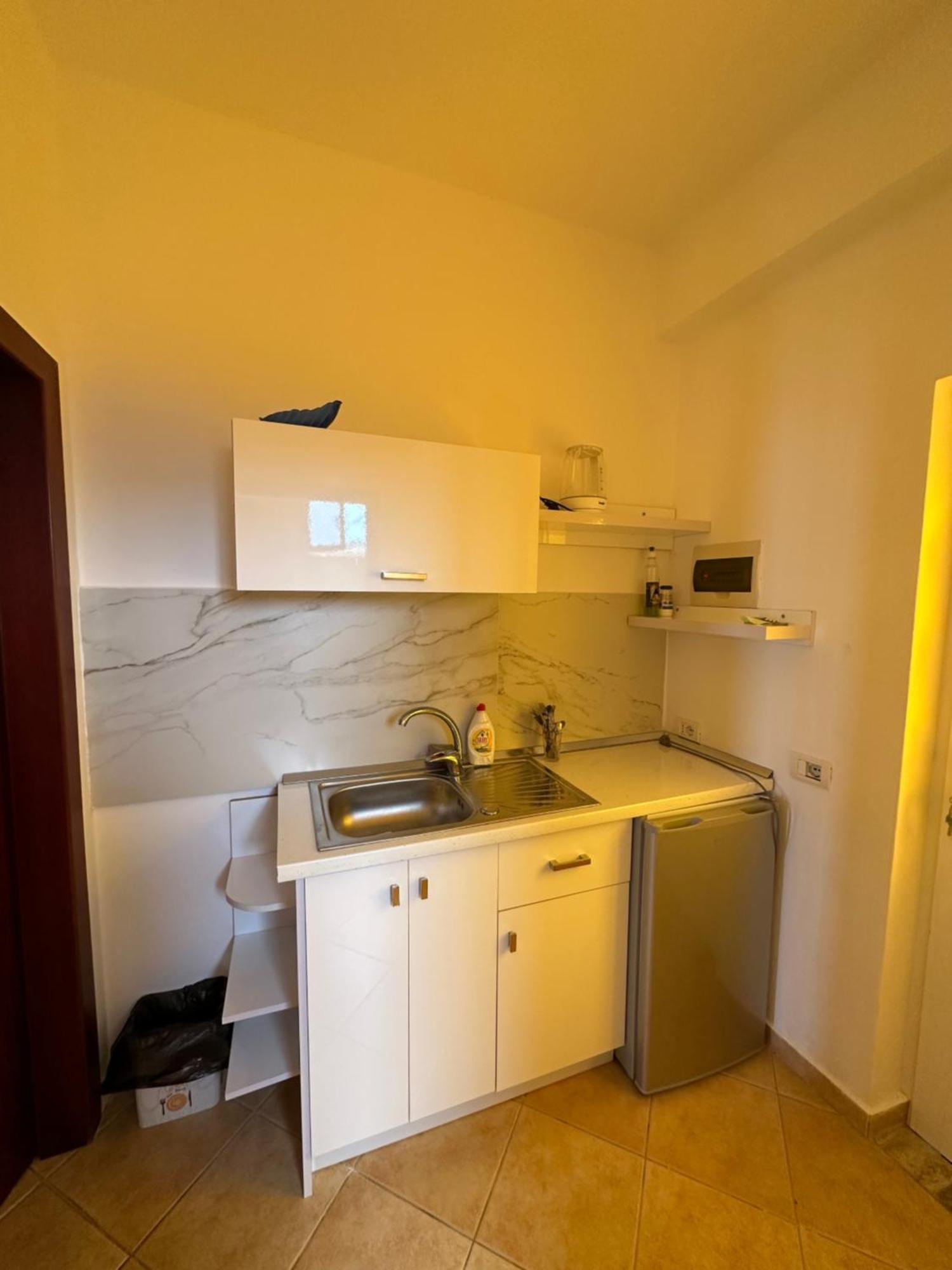 Lukovë Evita'S House מראה חיצוני תמונה